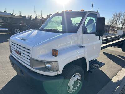 GMC C5500 Front Door Glass