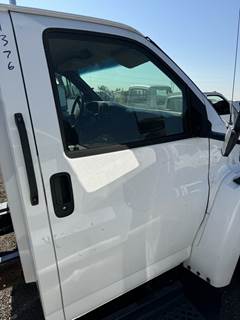 GMC C5500 Right Front Door Glass