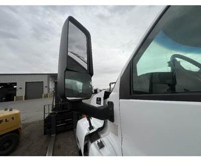 Chevrolet Left Door Mirror for a Chevrolet C7