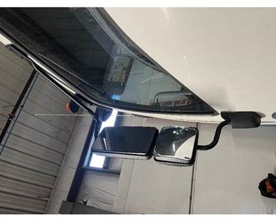 Chevrolet T6 Left Door Mirror