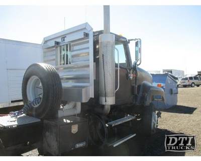 International Paystar 5600i Left Door Mirror for a International 5600I
