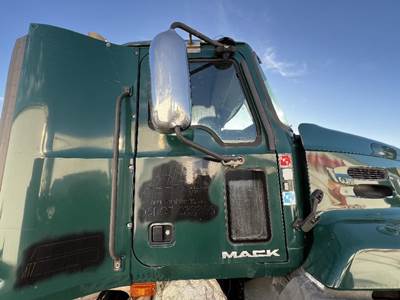 Mack Pinnacle CXU612 Right Door Mirror for a Mack CXU612