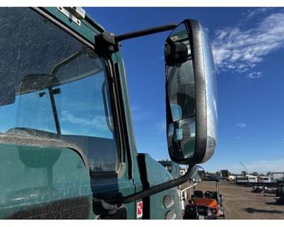Mack Pinnacle CXU612 Right Door Mirror for a Mack CXU612