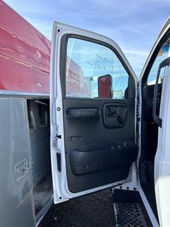 GMC C5500 Door Vent Glass
