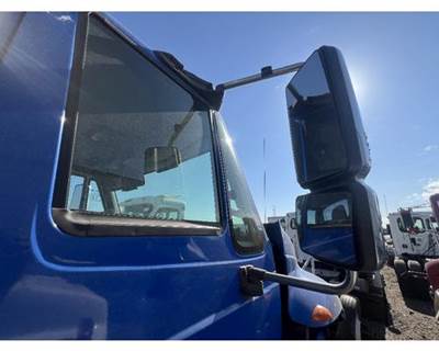 International 4400 Door Window Regulator