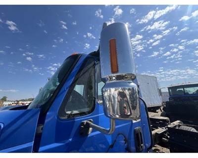 International 4400 Door Window Regulator