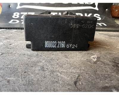 2017 Chevrolet W4500 Light Control Module