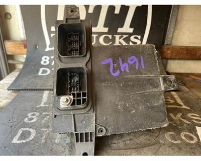 Used 2013 Freightliner Cascadia Fuse Block Module