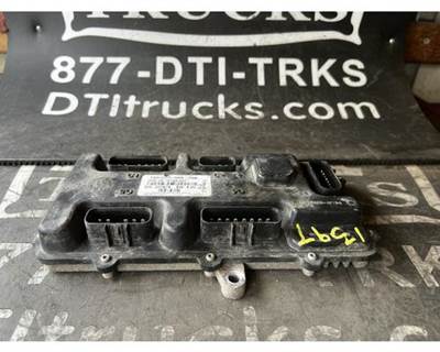 Used 2016 Freightliner M2 106 Emission ECM