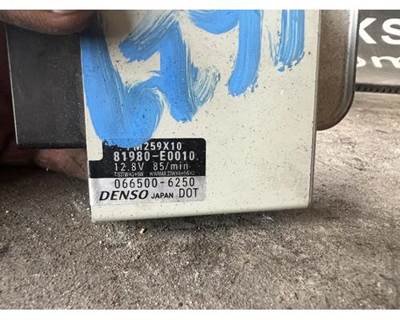 2012 Hino 268 Light Control Module
