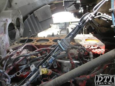 Cummins ISX15 Air Compressor for a Kenworth T680