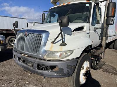 International 4300 Air Compressor