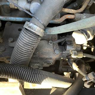 International DT466E Air Compressor for a International 4300