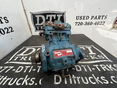 International DT466E Air Compressor for a International 4300