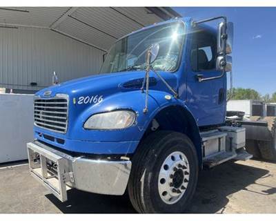 Freightliner M2 106 Engine Control Module (ECM)