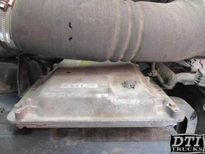 Isuzu 4HK1TC Engine Control Module (ECM) for a Isuzu NPR