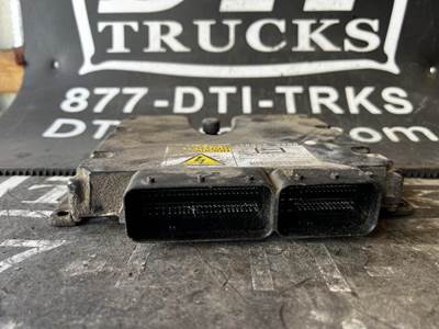 Isuzu 4HK1TC Engine Control Module (ECM) for a Isuzu NPR