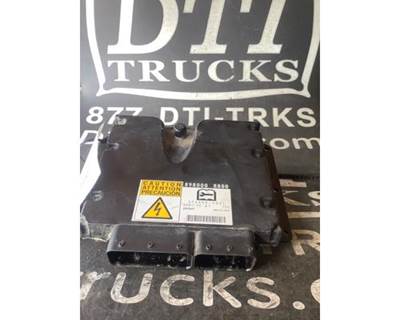 Isuzu 4HK1TC Engine Control Module (ECM) for a GMC W4500