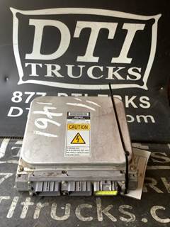 Isuzu 6HK1 Engine Control Module (ECM) for a Isuzu FTR