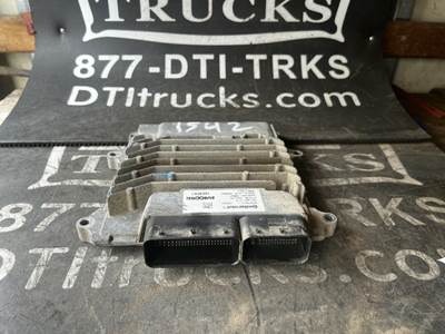 Kenworth T800 Engine Control Module (ECM)
