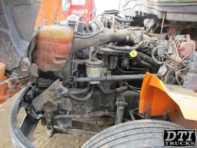 International DT466E Engine Oil Cooler for a International Durastar