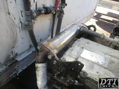 Isuzu 4HK1TC Engine Oil Cooler for a GMC W3500