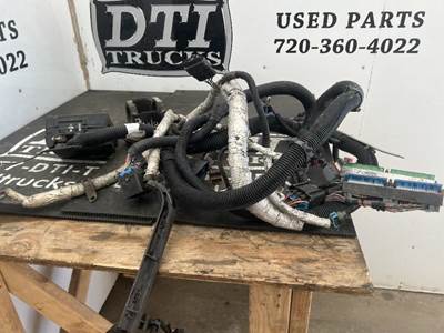GMC C6500 Engine Wiring Harness