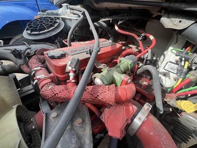 Cummins ISB 6.7L Engine for a Freightliner M2 106