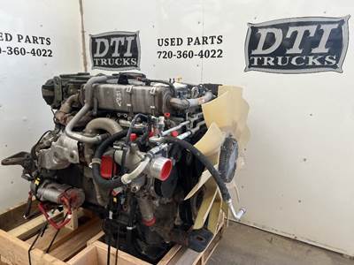 Detroit DD8 Engine for a Freightliner M2 106
