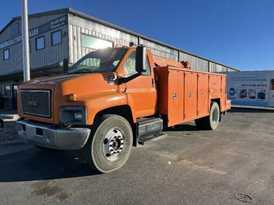 GMC Engine for a GMC C7500