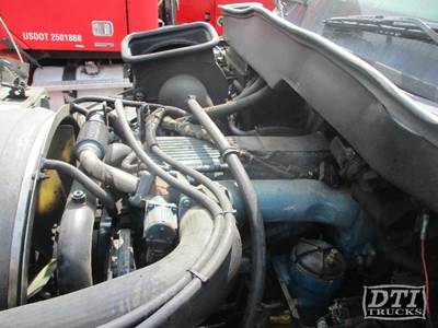 International DT466E Engine for a International 4300
