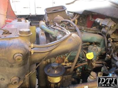 International DT466E Engine for a International 4300