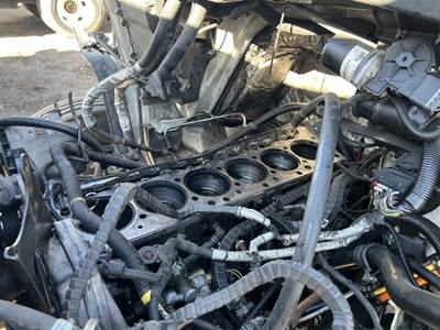 International 4300 Engine