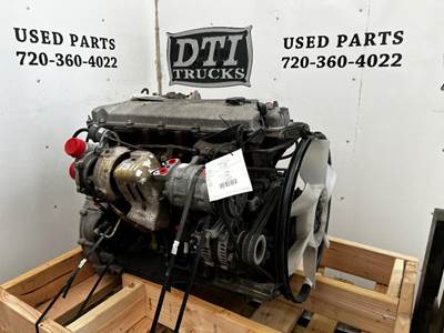 Isuzu 4HE1XN Engine for a Isuzu NPR