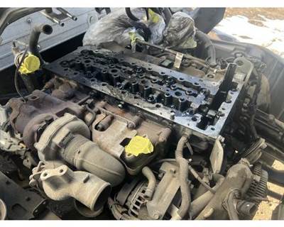 Mitsubishi FE180 Engine for a Mitsubishi Fuso FE180