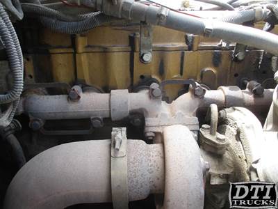 Caterpillar 3126B Exhaust Manifold for a Freightliner FL70