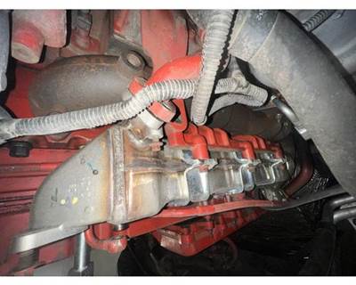 Cummins ISL Exhaust Manifold for a Freightliner M2 106