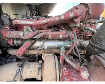 Cummins ISM Exhaust Manifold for a Peterbilt 365