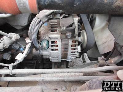 Isuzu 4HK1TC Exhaust Manifold for a Isuzu NPR