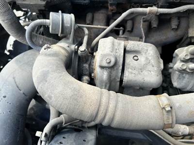 Isuzu 4HK1TC Exhaust Manifold for a Isuzu NPR