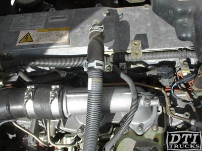 Isuzu 6HK1 Exhaust Manifold for a Chevrolet WT5500