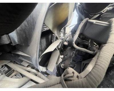 International MaxxForce 7 Fan Blade for a International 4300