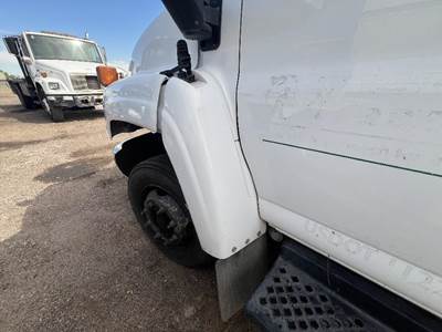 Chevrolet C4500 Right Fender Extension