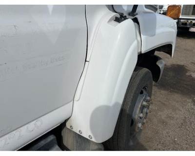 Chevrolet C4500 Right Fender Extension