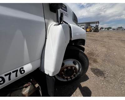 Chevrolet C6500 Right Fender Extension