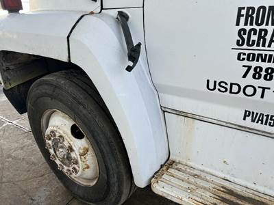 Ford F-700 Left Fender Extension for a Ford F700