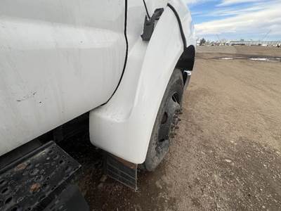Ford F-750 Right Fender Extension for a Ford F750