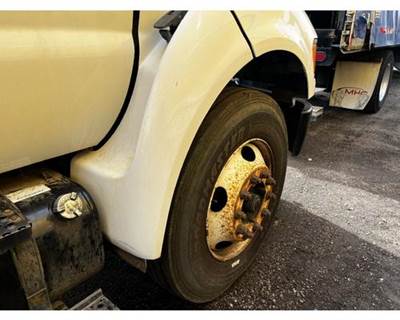 Ford F-750 Fender Extension for a Ford F750