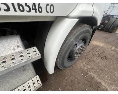 Freightliner Cascadia Right Fender Extension