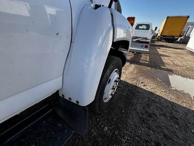 GMC C5500 Right Fender Extension